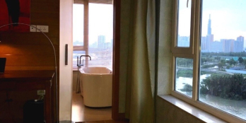 Bán 2PN view trực diện sông Sài Gòn, Quận 1, Landmark 81, 7 tỷ full NT đã có sổ