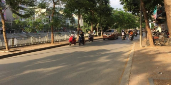 Bán đất mặt phố Khương Đình, Thanh Xuân: 190m2, MT: 7m, giá: 19 tỷ. 0944828386