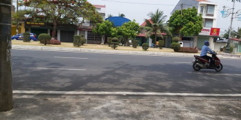 Bán lô đất 220m2 hai mặt tiền. Đường 353 Phạm Văn Đồng và P. Minh Đức, Đồ Sơn.