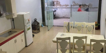 Cho thuê nhà riêng Đức Giang, Long Biên, Hà Nội. S:45m2, 5 tầng. Full nội thất.