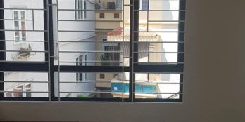 Bán nhà đẹp phố Hoa Bằng, quận Cầu Giấy, giá 6 tỷ, 45m X 5 tầng, ô tô tránh.