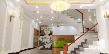 Nhà mới xây, ôtô đỗ cửa. Nguyễn Tiểu La, P.5, Quận 10. 6.7 tỷ.