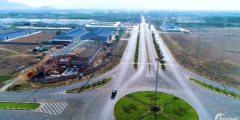 cần tiền ra đi lô đất trung tâm hú mỹ