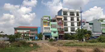 tôi cần bán lô đất dt 180m2  tân phước khánh,tân uyên, SHR