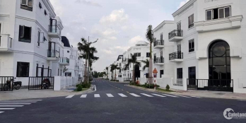 Bán nhà phố 1 trệt 3 lầu khu dân cư Senuria ngay Nguyễn Văn Linh và Phạm Hùng.