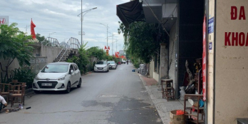 _ Bán nhà Quận Tây Hồ, 2 mặt tiền, KD, dt 60m, giá 11 tỷ.