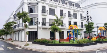 KHU NHÀ CAO CẤP NGAY TRUNG TÂM THÀNH PHỐ ĐẠT CHUẨN 5 SAO