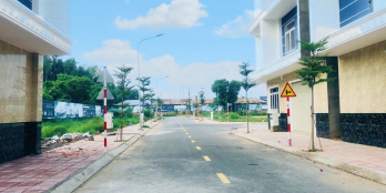 Ra nhanh lô đất gần ngã 4 Bình chuẩn. Thuân an.1,2 tỷ. Lh 0937999101