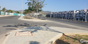 Bán lô đất chính chủ 5x22m giá 1,49 tỷ thổ cư 100% phường Long Hương