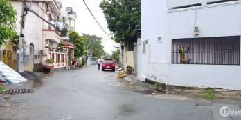 Ly thân bán gấp nhà cũ Trần Não,Q2, 64m2 chỉ 1t090tL SHR sang tên trong ngày