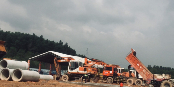 Mở cửa hàng kinh doanh trên chính miếng đất của mình mua