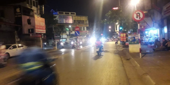 nhà mặt phố bạch mai gần ngã tư 4m x 140m x 2T 35tr