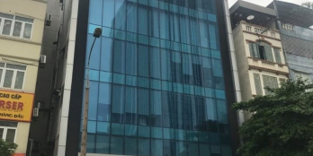 Chủ cần bán gấp lô góc mặt phố Nguyễn Hoàng 90m2 3 tầng mt 7m giá chỉ còn 23 tỷ.