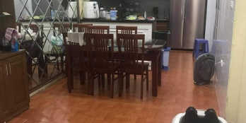 Bán nhà TT Ô  Chợ Dừa 50m 5 tầng ngõ to thoáng giá 4,4 tỷ , Đống Đa