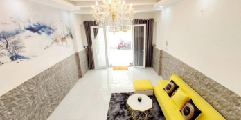 Nhà sổ đỏ đang kẹt tiền nên bán 1 trệt 1 lầu ngay chợ Bình Chánh 60m2/720tr