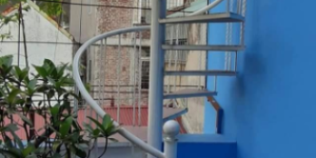 Bán nhanh nhà đẹp dành cho tây ở 5 tầng Phố Hồ Tùng Mậu, Cầu Giấy, Hà Nội. 40m2.