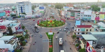 Đất Trung Tâm Thành Phố Đồng Xoài Chỉ 470 triệu - Đường 20m - full thổ cư - shr