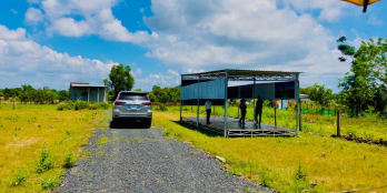 Cần bán miếng đất 387m2 Hồ Tràm. 200m2 thổ cư. Cách biển 2.5km. Lh:0908878179