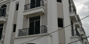 NHÀ PHỐ TRUNG TÂM THÀNH PHỐ TÂN AN