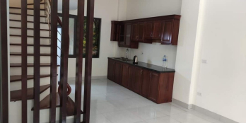 Nhà đẹp Phạm Văn Đồng, Cổ Nhuế 2, oto đỗ, vỉa hè, xây mới, 33m2, 5T, MT 4m.