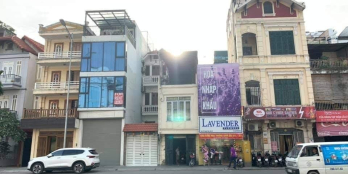 Mặt phố Nghi Tàm Tây Hồ, dt 195m, 3 tầng, mt 7m, giá 65 tỷ.