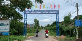 Đất nằm ngay 2 trường học và bệnh viện xuyên á tây ninh