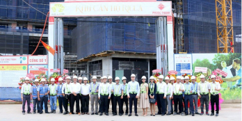 Chủ nhà bán gấp 2 căn hộ Ricca Quận 9 đã cất nóc. Giá tốt, chỉ 1.8 tỷ