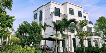 Biệt Thự View Sân Golf Quốc tế Vẫn Không Ngừng Hot Với Giá Chỉ 2,7 tỷ/căn