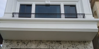 bán nhà mới tại Lạc Long Quân, 155m2 giá đẹp.