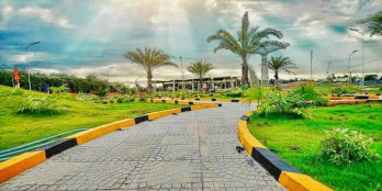 Bán lô đất mặt tiền đường DT741. Sổ hồng hợp pháp, vị trí thuận lợi. Bến Cát -BD