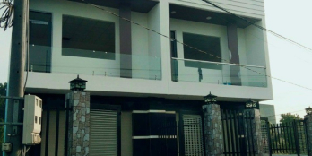 Bán nhà mới xây dt 100m2 nằm trên đường Hoàng Phan Thái chỉ từ 1.5 tỷ