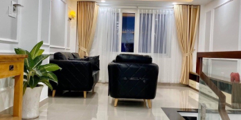 Bán Dãy Nhà Phố Quận 12, Full Nội Thất, Sổ Hồng, Đường Oto, Sát Gò Vấp