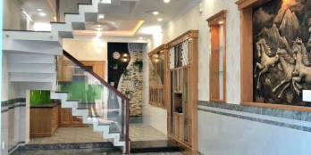 Kẹt Tiền Bán Gấp Nhà Như Hình 1 Trệt 3 Lầu Đường Nhựa Trước Nhà 12m