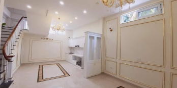 Nhà Khu Thái Thịnh 4,2 Tỷ 40m2 5 Tầng Mt 3,2m Xây Mới Lô Góc