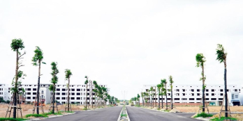 cần bán nhanh lô hướng Bắc , giá rẻ không vướng cống , tủ điện vv