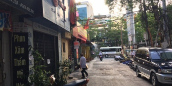 Cho thuê nhà ngõ 105 phố Láng Hạ oto đỗ cửa tiện làm kinh doanh văn phòng