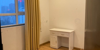 Gia đình em bán căn hộ 60 Hoàng Quốc Việt, 3PN, 101m2, ban công Đông.