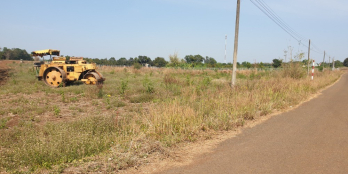 Đất ngay KCN Bàu Cạn giá siêu đắt sắt ra miếng