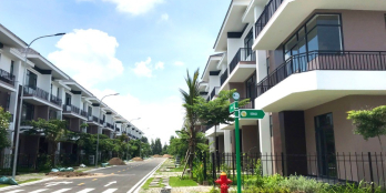 Bán nhà biệt thự cho thuê 15 triệu/tháng 1 trệt 2 lầu Nguyễn Văn Bứa - Hóc Môn,