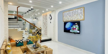 Nhà Trần Quốc Hoàn 45m2, 5T, khu phân lô oto tránh, KD-VP, 8.8tỷ