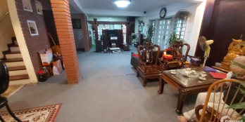 Ô tô cất trong nhà,phố Chiến Thắng,Quận Hà Đông.