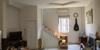 Chính chủ bán nhà dt đất 40m2, dtsd 120m2, 2 tầng,giá 1,87 tỉ