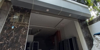 Nhà siêu hiếm mặt ngõ 241 Yên Xá, 37M2 x 3 tầng, mặt tiền 4M. Giá chỉ  2.4 tỷ.