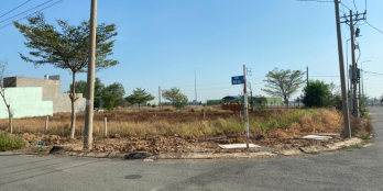 Cần bán gấp 390m2 đất thổ cư 100% xây kho,đối diện KCN,Đường 18m