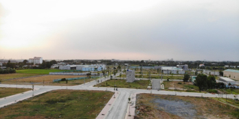 Bán đất đường Nguyễn Trung Trực. Đất đẹp, vuông vức. Sổ liền tay