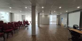 CHO THUÊ VĂN PHÒNG NGAY TRUNG TÂM QUẬN 3 - 82 VÕ VĂN TẦN