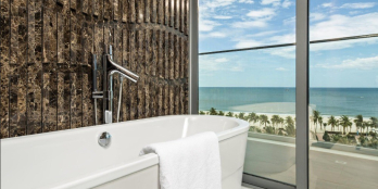 Wyndham Soleil- Sky Bar cao nhất thành phố biển Đà Nẵng,nhiều tiện ích tích hợp.