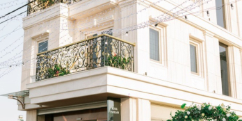 Bán nhà TTTP, 4 tầng sát sông Hàn, đối diện Lotte. Đường thông ra biển Mỹ Khê.