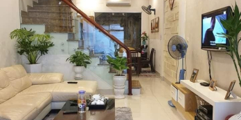 Bán nhà Kim Mã,Núi Trúc, Ba Đình 45m2 x 5T, cách phố 50m,MT 4m, ngõ 3,5m 5 tỷ