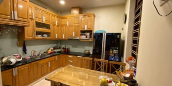 Bán gấp nhà Trung Kính 60m2, 5T, lô góc, ngõ oto, dân trí cao, 8.5tỷ